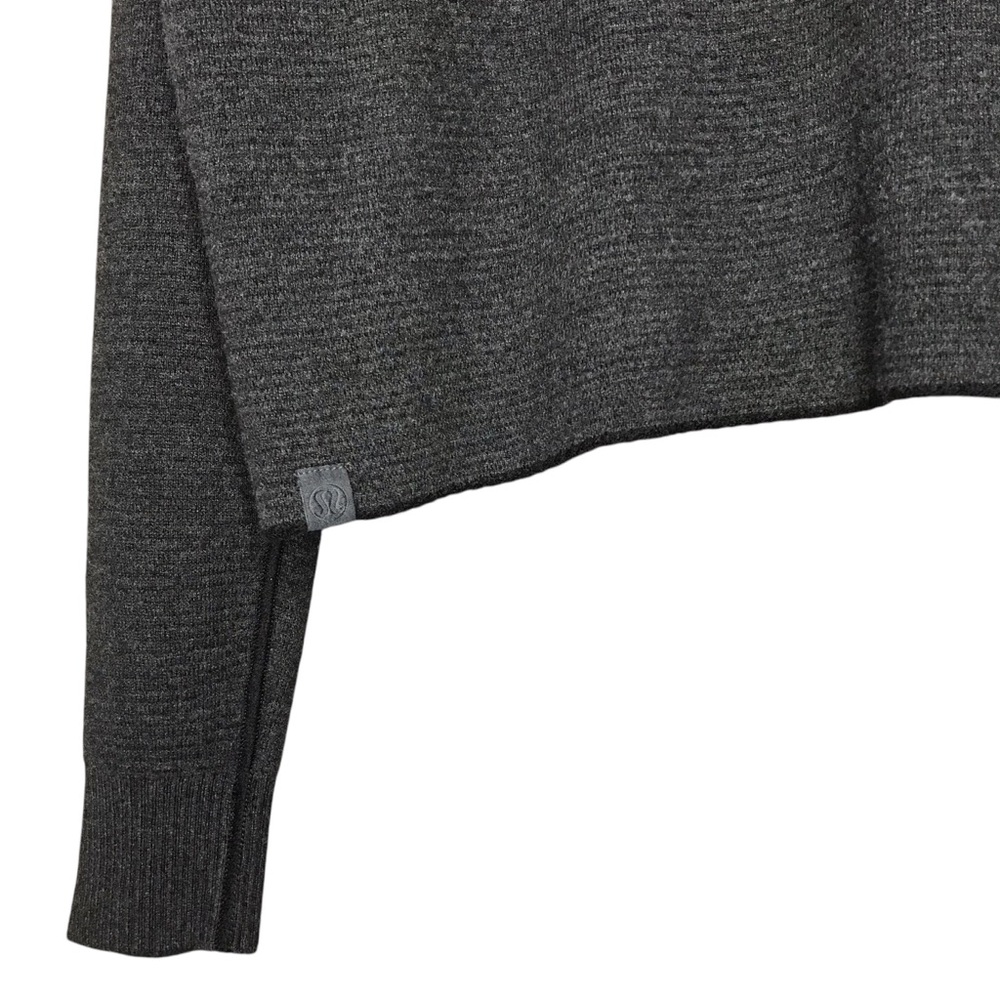 Women’s 12 Lululemon Reversible DoubleKnit Crew Neck Sweater Graphite - Picture 11 of 15